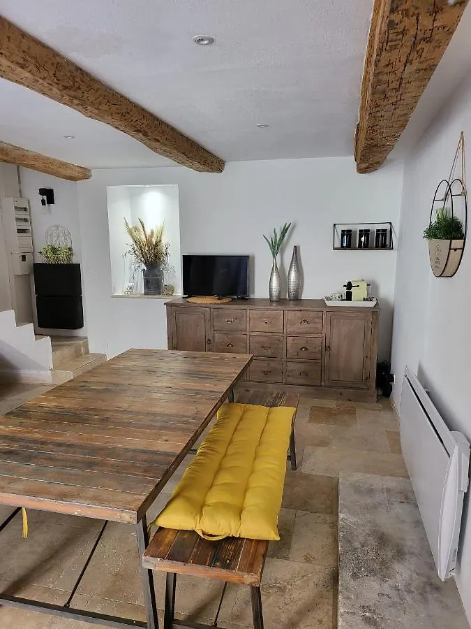 Appartement Maison De Village Entierement Renovee Avec Gout Sillans-la-Cascade France